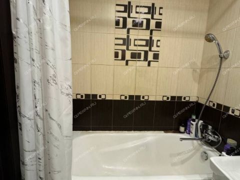 1-komnatnaya-ul-sergeya-esenina-d-31 фото