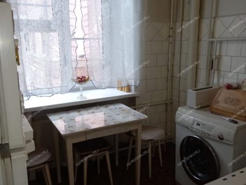 3-komnatnaya-ul-dolzhanskaya-d-33-11 фото