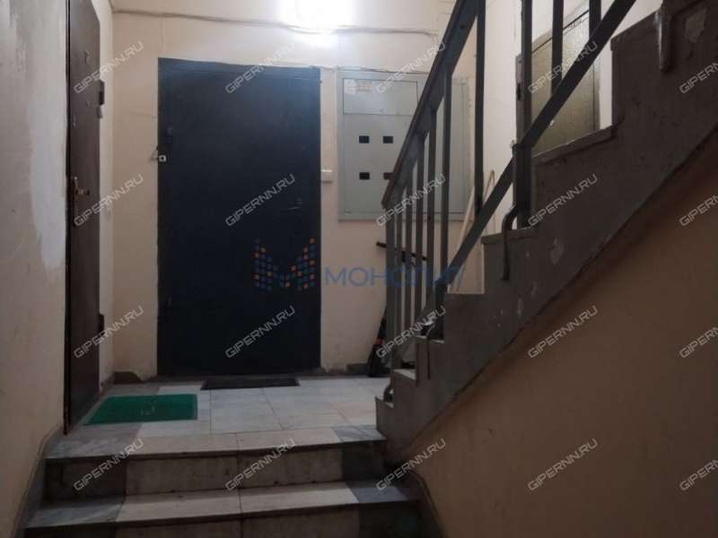 четырёхкомнатная квартира на улице 40 лет Октября дом 5б