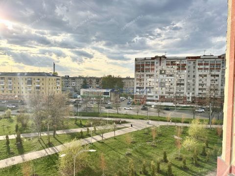 3-komnatnaya-ul-chkalova-d-28 фото