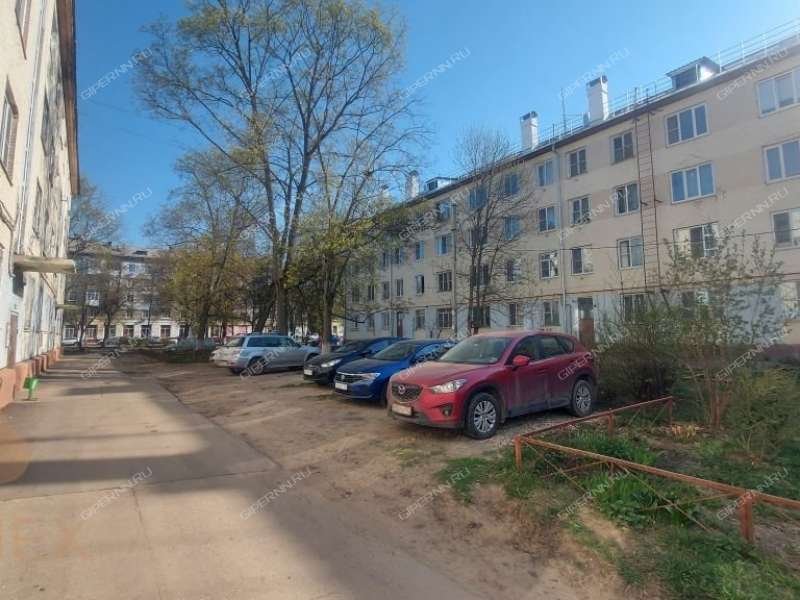 трёхкомнатная квартира на проспекте Кирова дом 29